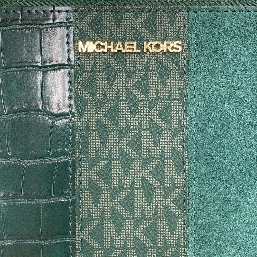 Michael Kors JST XL Zip Clutch Wristlet - Racing Green Multi - Picture 7 of 15